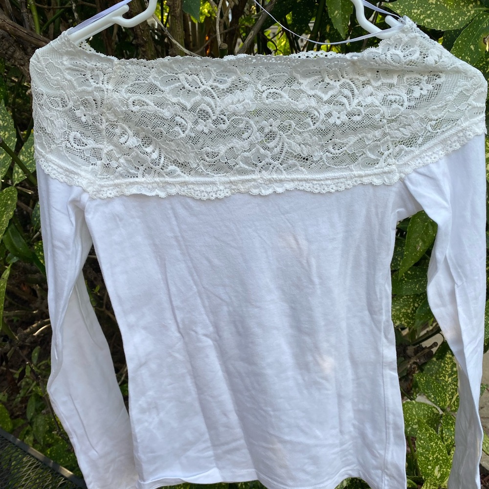 White lace tee